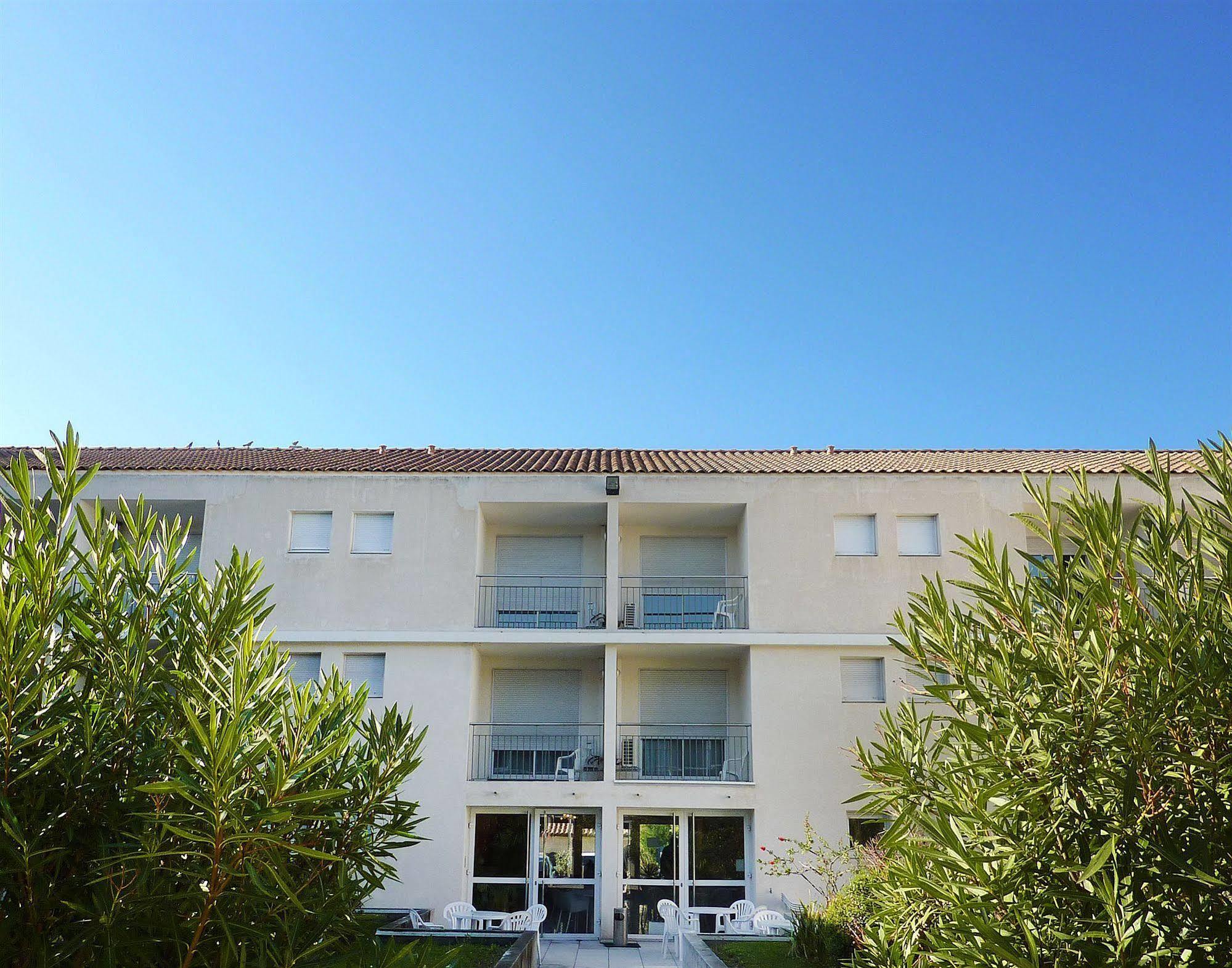 Odalys Aix En Provence Le Clos De La Chartreuse Aparthotel